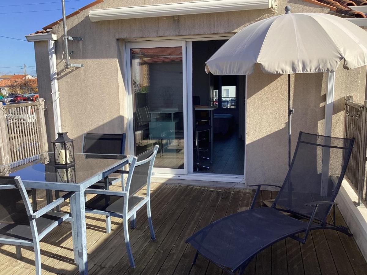 Ferienwohnung Chaleureux T2 30 M2 Et Sa Terrasse Bois 18 M2 La Rochelle  Exterior foto